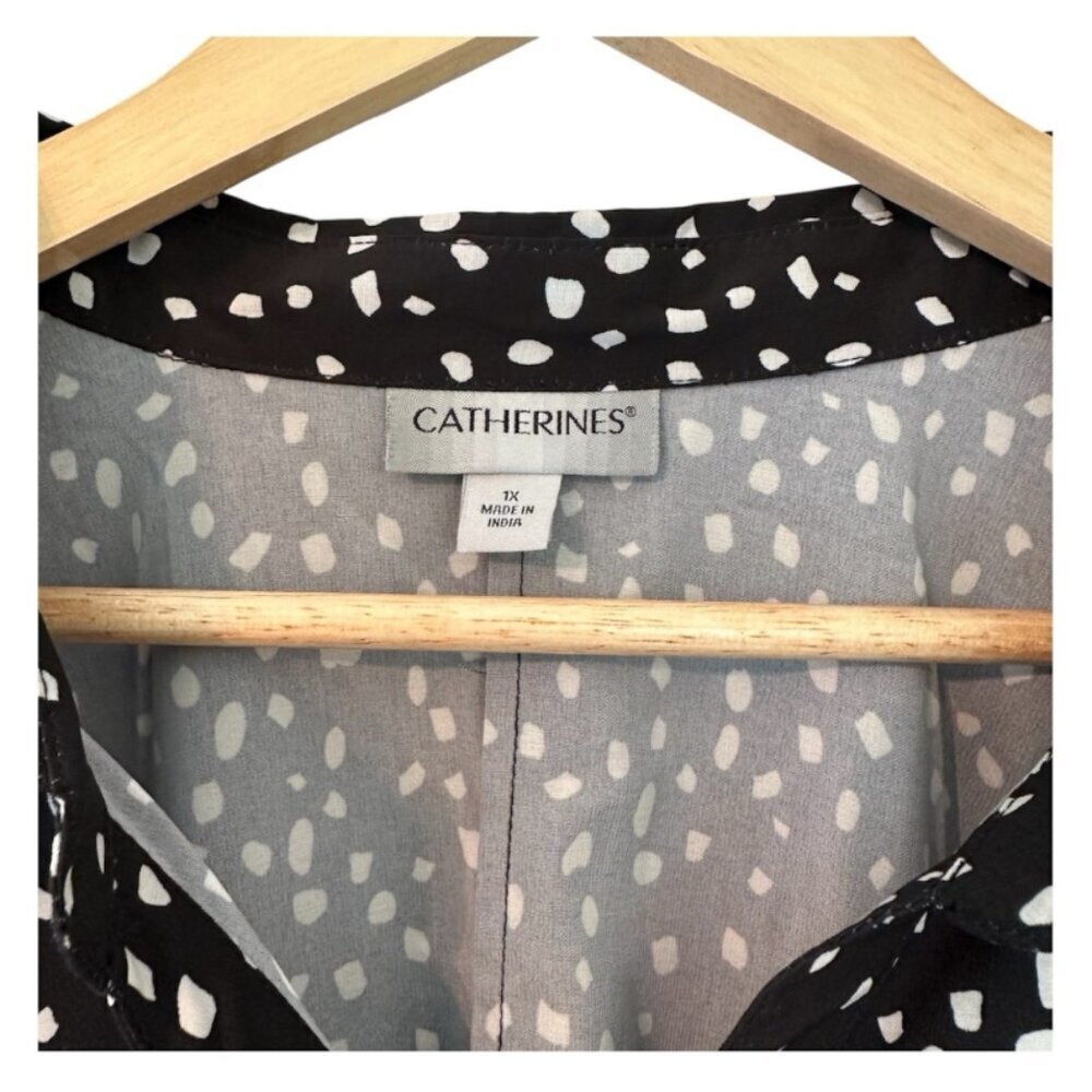 Catherines Women's 1X PLUS Black & White Button Collared Career Casual Blouse - Picture 7 of 7